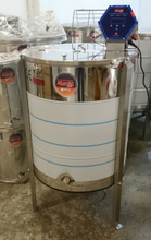 Lade das Bild in den Galerie-Viewer, 4 Waben Selbstwendeschleudern Motor unten Zander / DN / LR Ø 650 mm